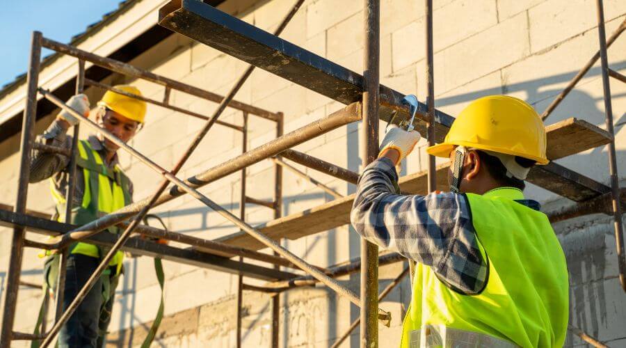 Professional gutter cleaning in Abie, NE